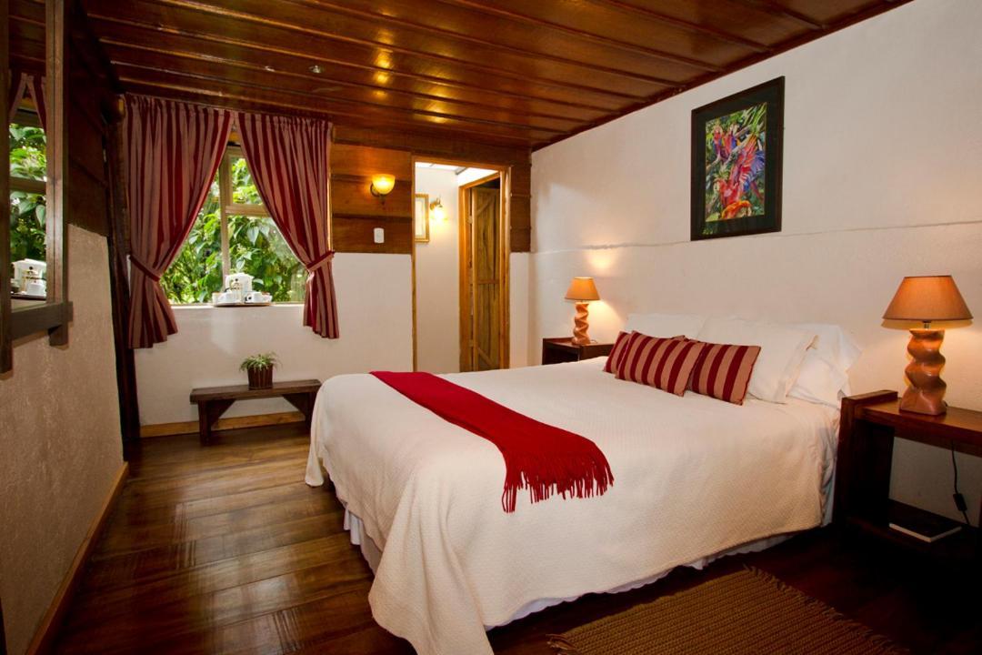 Poas Volcano Lodge Vara Blanca  Екстериор снимка