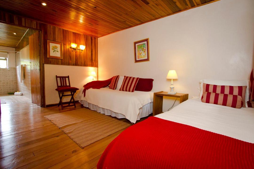 Poas Volcano Lodge Vara Blanca  Екстериор снимка